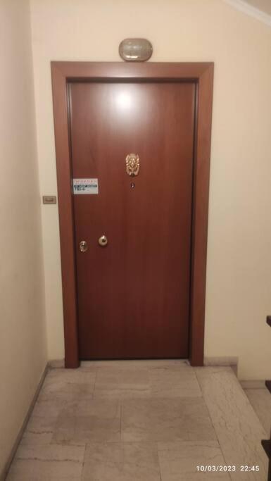 Sq Varnava Appartment Athen Eksteriør bilde